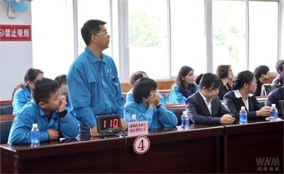 我公司参赛选手沉着答题 我公司参赛选手沉着答题